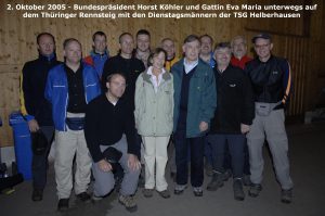 Bundespräsident Köhler auf der Wanderung in Oberhof ' Wanderweg der Deutschen Einheit '